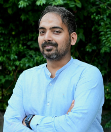 Alok A